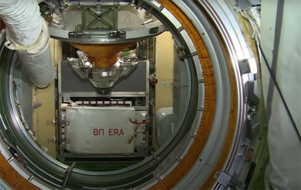 «Роскосмос» показал первое видео из МКС-модуля «Наука» и сообщил о подготовке к запуску модуля «Причал»