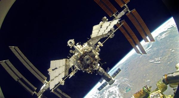 На МКС упало давление: переходная камера служебного модуля «Звезда» изолирована